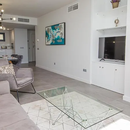 Apartment Blue B5-403 *